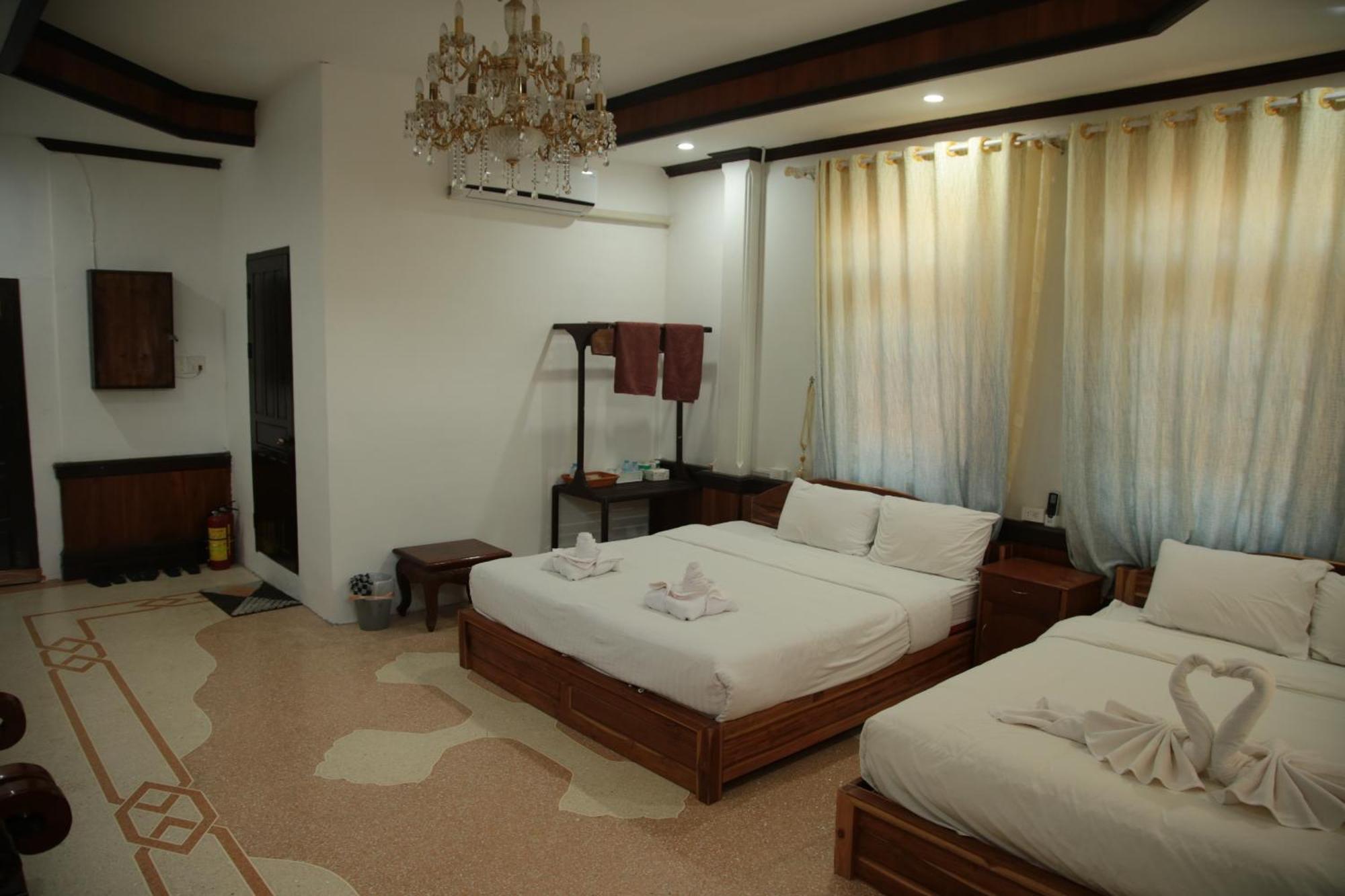 Villa Kiengkham晶康民宿 Luang Prabang Buitenkant foto